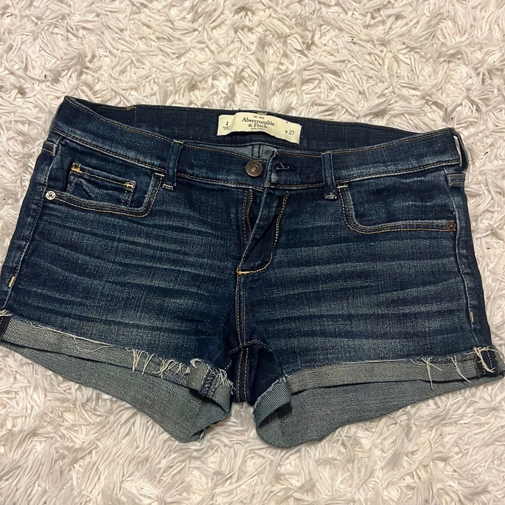 Abercrombie and fitch shorts!